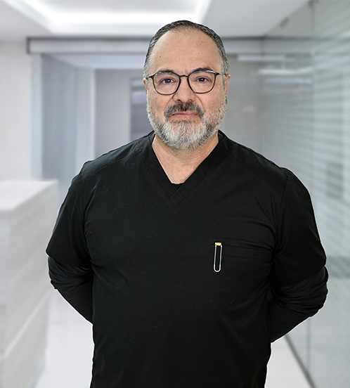 Es la foto de perfil de un ortopedista, traumatólogo y especialista en medicina del deporte en Ciudad de México de Hospital Angeles Roma.