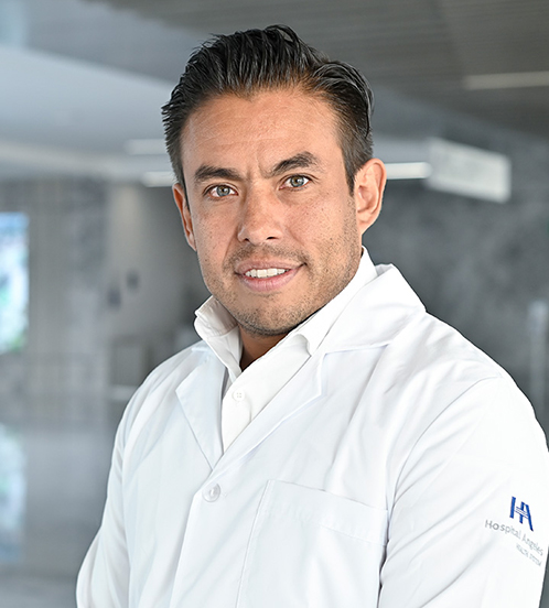 Es la foto de perfil de un nefrólogo en Querétaro de Hospital Angeles Centro Sur.